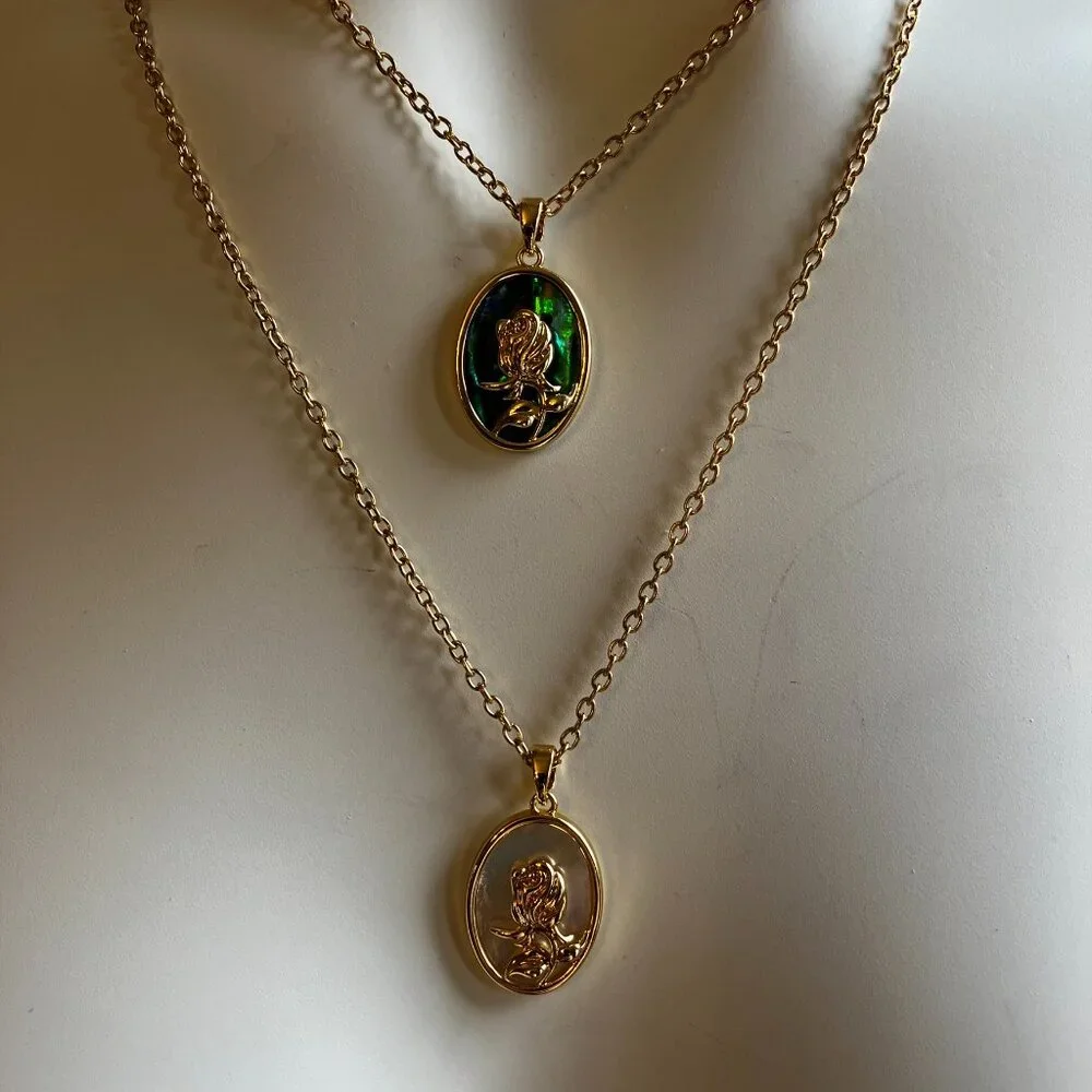 Paua Abalone Oval Pendant with 18k Real Gold-plated Chain Adjustable 20 inch